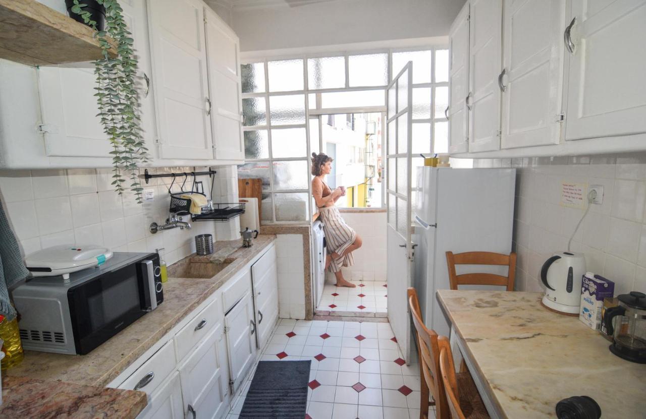 Maria Shared Apartment In Central Lisbon Exterior photo